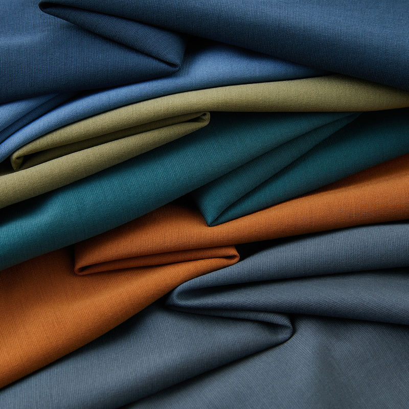 Individuell angefertigte Faltenfett-T-Shirts mit kurzem O-Hals