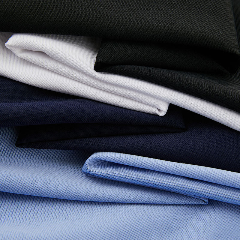 Mannshort T-Shirt mit übergroßem Baumwollmaterial und individuellem Logo in einfachem Design