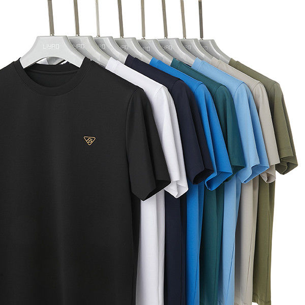 2024 Fast Puff Print Shirt Custom Logo Farbe T-Shirt Schwarz mit anpassbaren Mustern