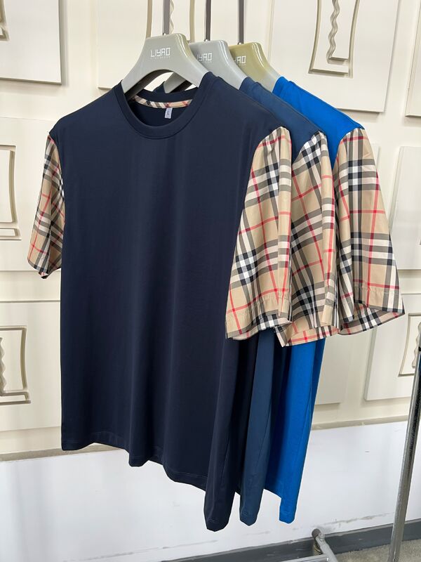 Männer-Fashion-T-Shirts mit ikonischen Plaid-Hüllen, normal fit Crew-Hals, hochwertige Baumwolle