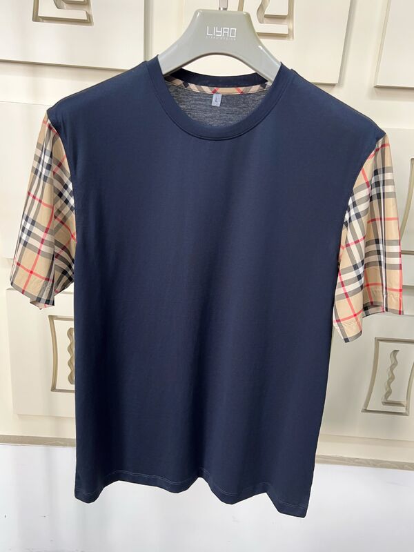 Männer-Fashion-T-Shirts mit ikonischen Plaid-Hüllen, normal fit Crew-Hals, hochwertige Baumwolle